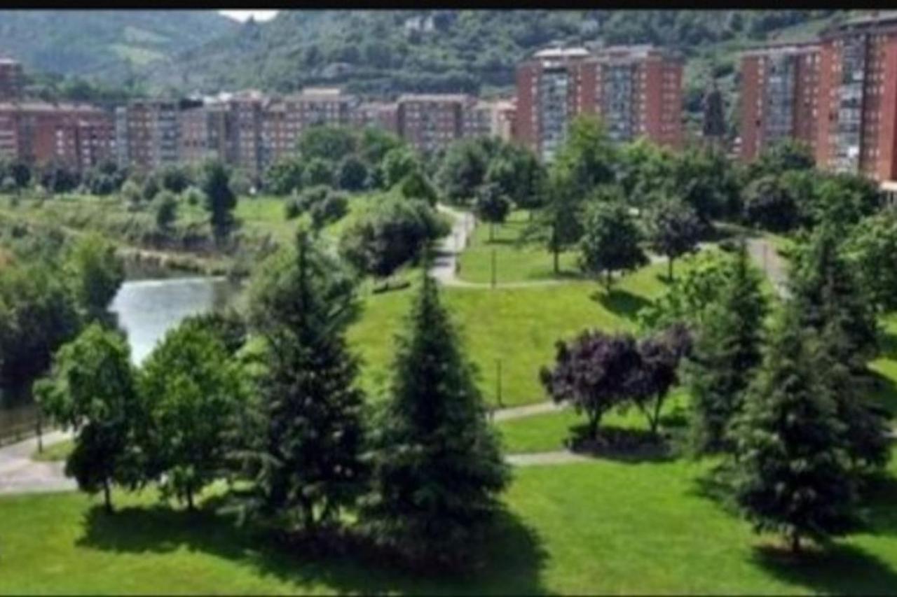 Zona Tranquila, Cerca Del Casco Antiguo. Ebi02480