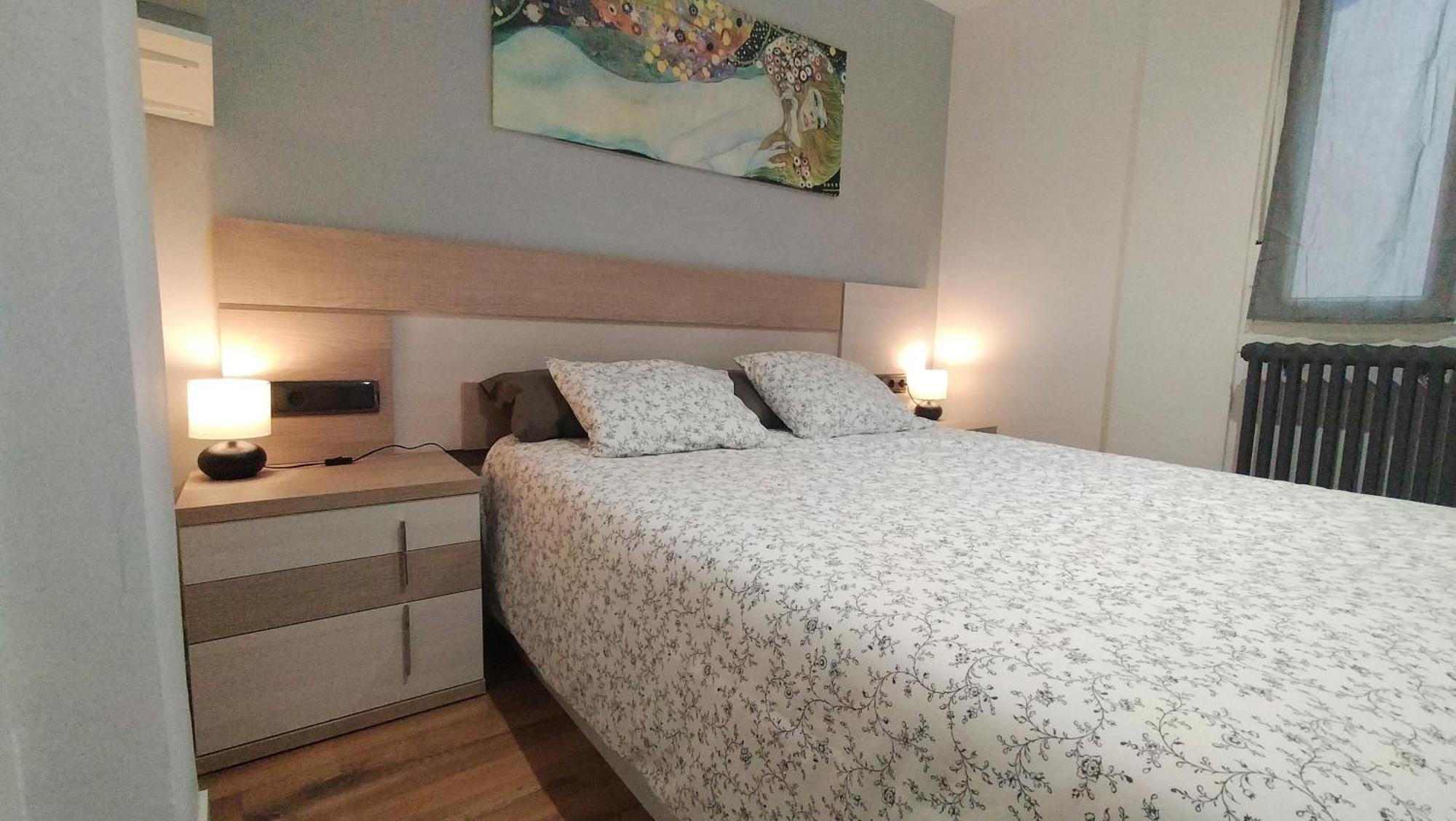 Zona Tranquila, Cerca Del Casco Antiguo. Ebi02480 Bilbao